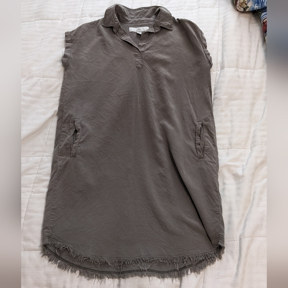 Thread + Supply tee shirt dress with a raw edge hem size extra small